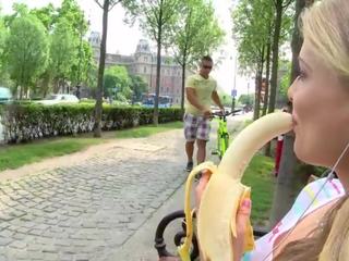 Tourist chick gets picked up and Fucked Deep shortly thereafter eating a Banana